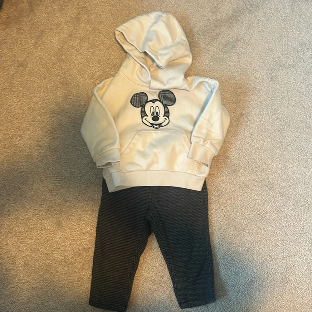 🛍️SALE🛍️ GAP & Disney Soft Mickey Mouse Hoodie Combination & Pants - Picture 5 of 13